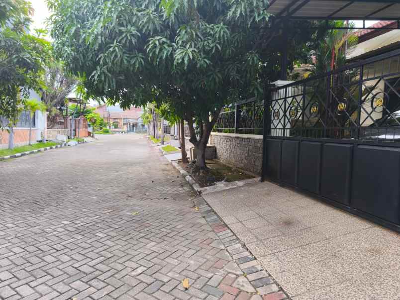 dijual rumah mulosari prima