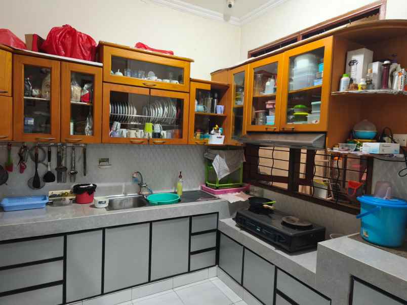 dijual rumah mulosari prima
