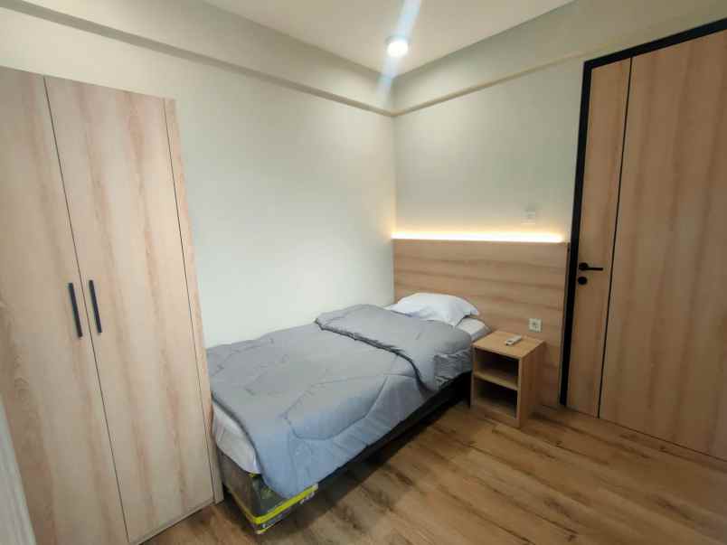 dijual rumah mulyosari