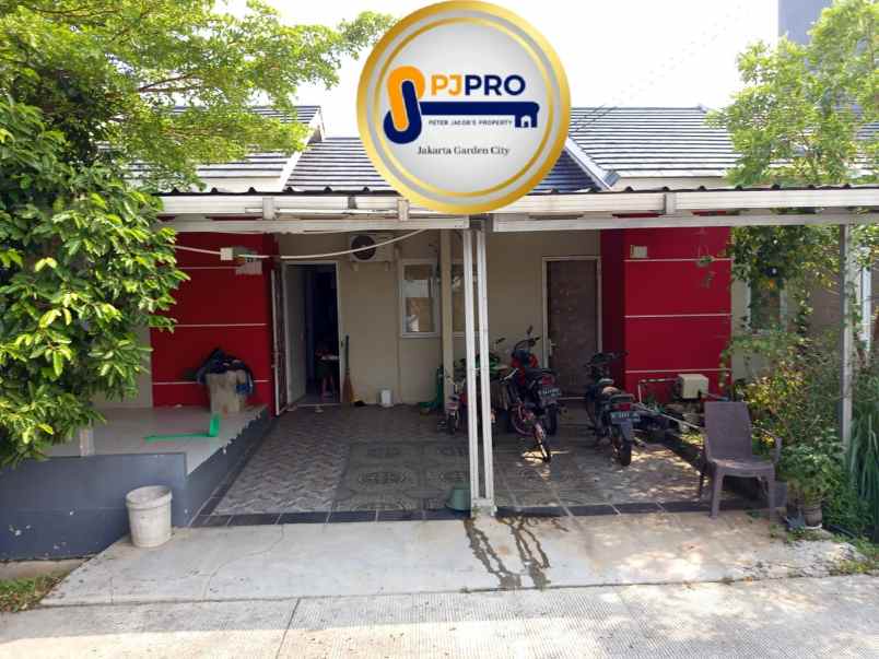 dijual rumah mungil 2unit gandeng di daerah buni bakti