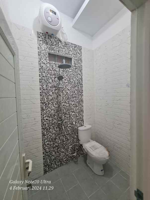 dijual rumah nogotirto