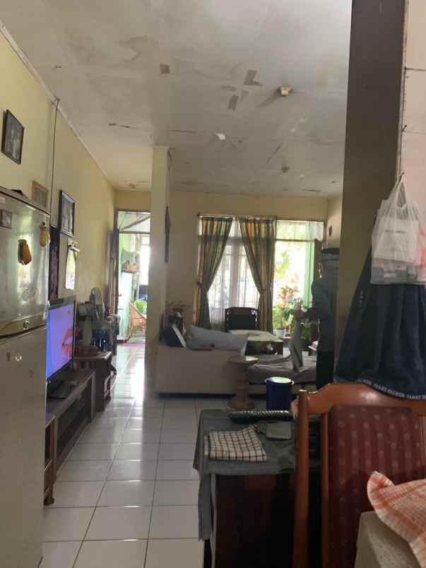 dijual rumah nusa cisangkan cimahi