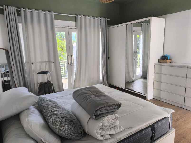 dijual rumah nusa dua