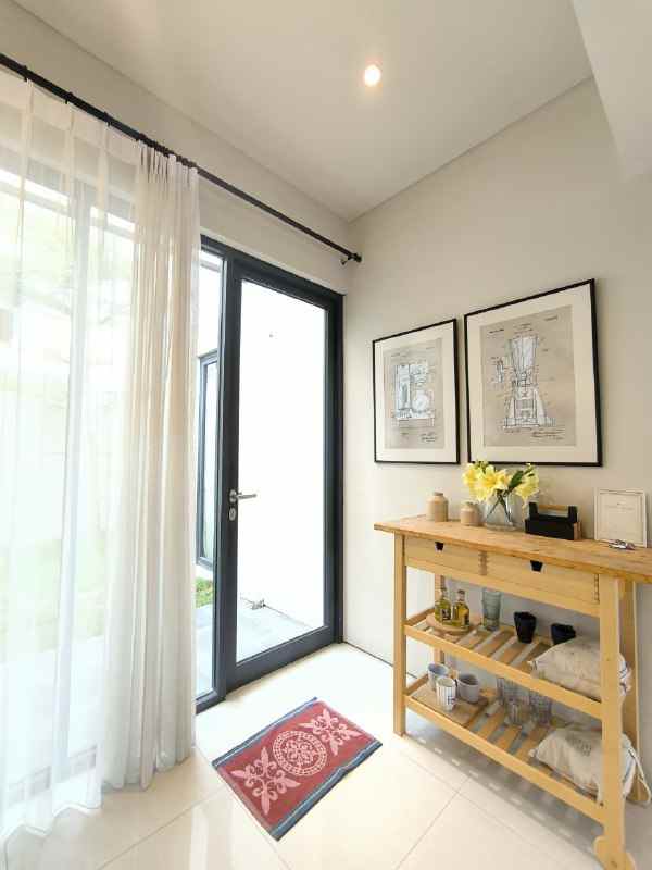 dijual rumah opra city