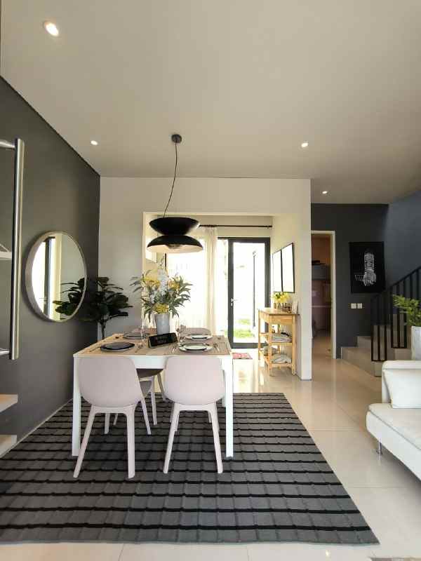 dijual rumah opra city