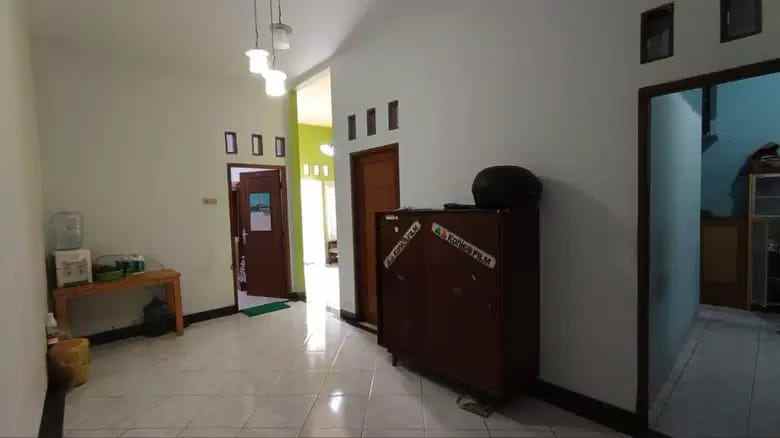 dijual rumah otista jatinegara indah