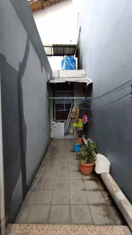 dijual rumah otista jatinegara indah