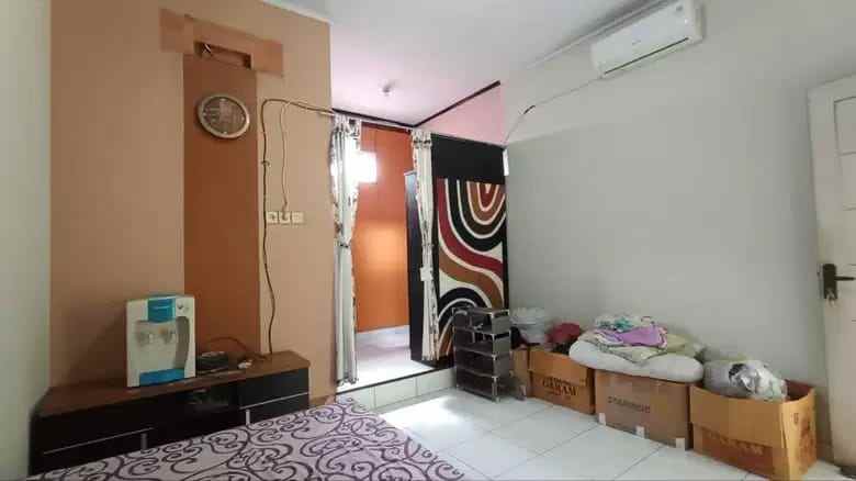 dijual rumah otista jatinegara indah
