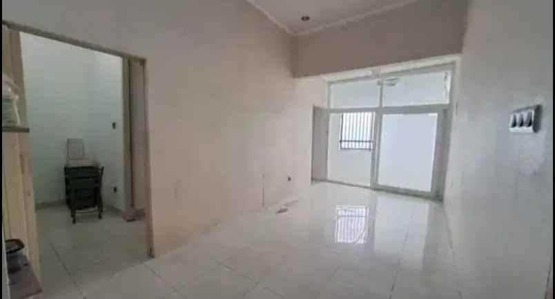 dijual rumah padangsari banyumanik