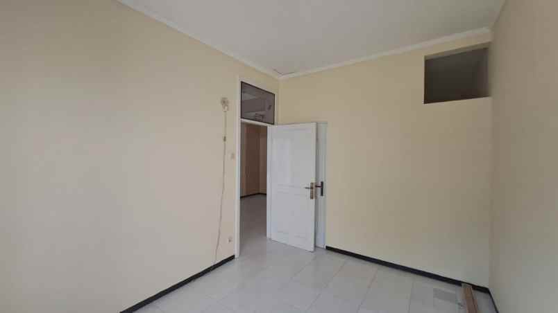 dijual rumah pantai mentari kenjeran