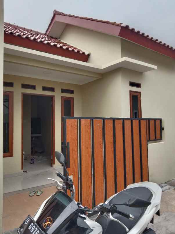 dijual rumah pasir putih sawangan