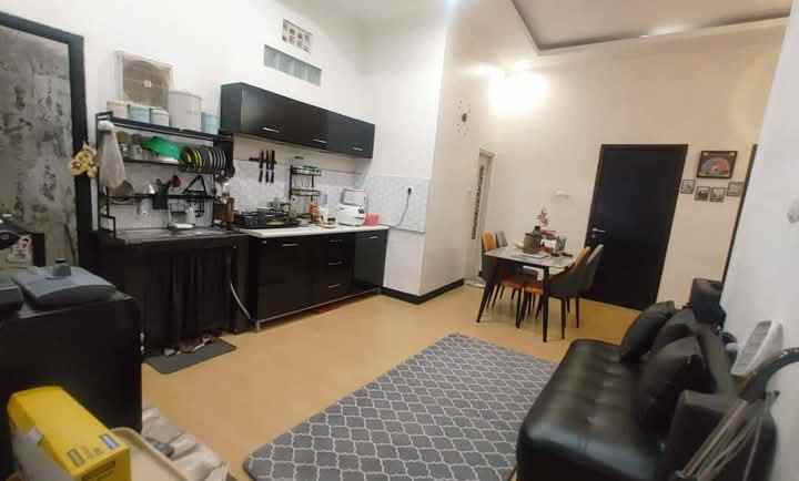 dijual rumah pd pesantren belakang mako