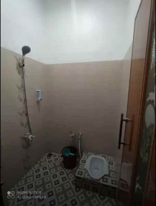 dijual rumah pd pesantren belakang mako