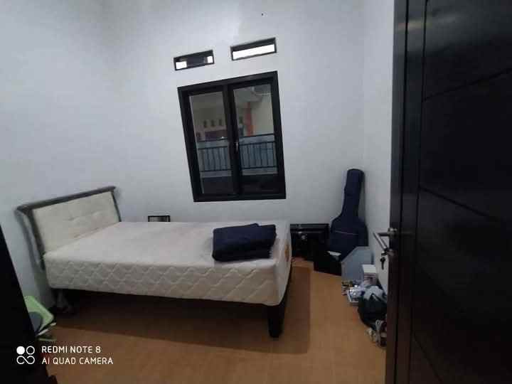 dijual rumah pd pesantren belakang mako