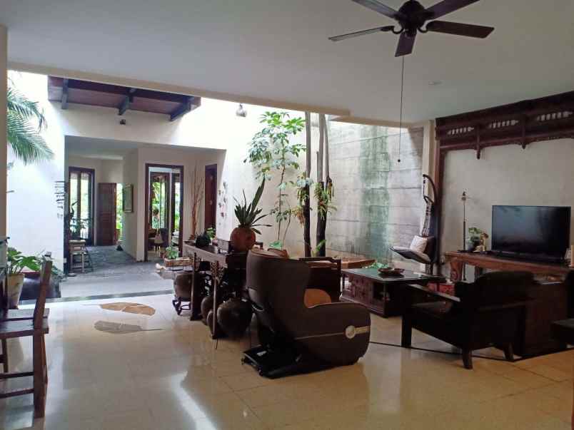 dijual rumah permata hijau grogol utara