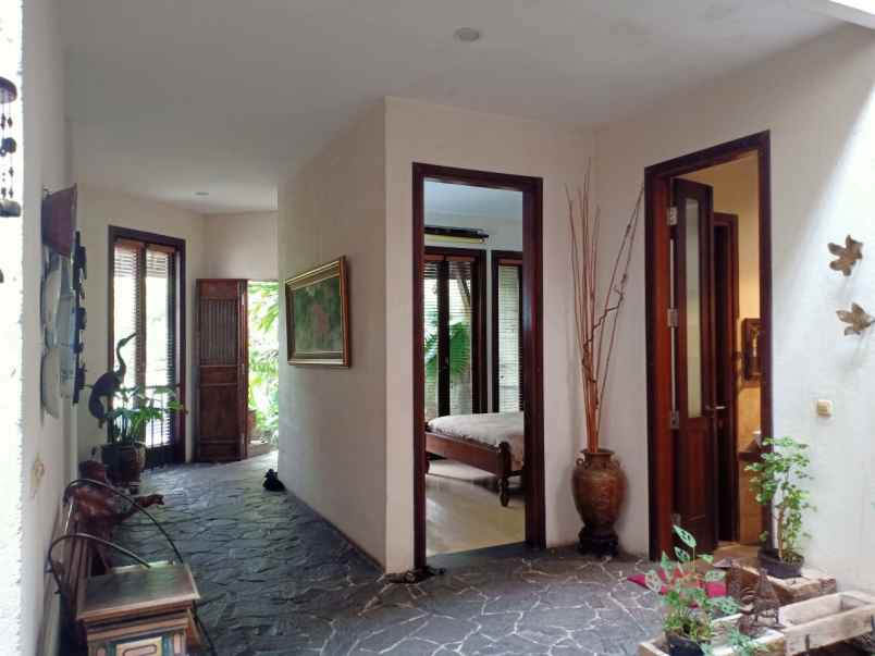 dijual rumah permata hijau grogol utara