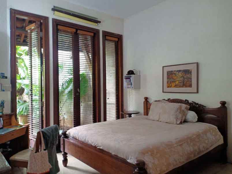 dijual rumah permata hijau grogol utara