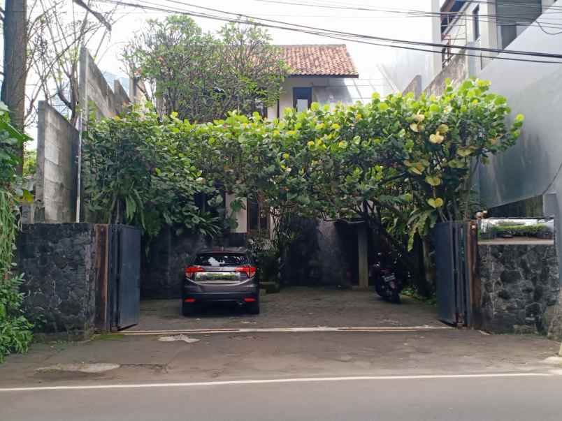 dijual rumah permata hijau grogol utara