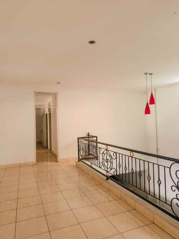 dijual rumah persada kemala jaka permai