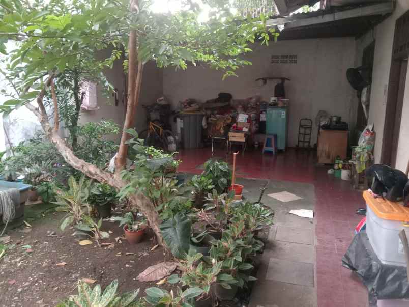 dijual rumah pertukangaan utara