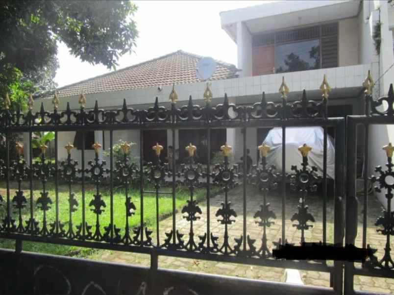 dijual rumah pertukangaan utara