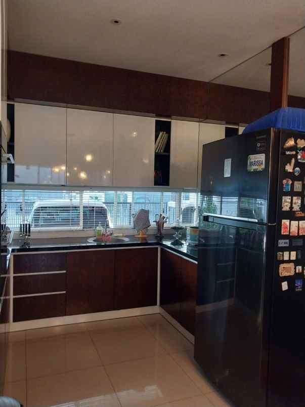 dijual rumah perumahan graha natura jl