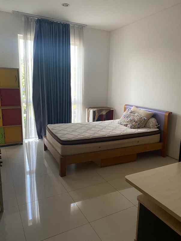 dijual rumah perumahan graha natura jl