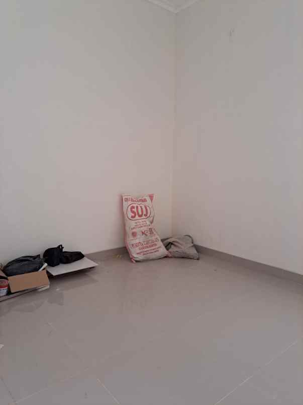 dijual rumah perumahan harapan baru ii