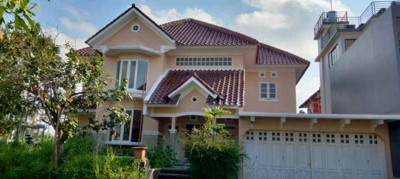 dijual rumah perumahan pesona merapi