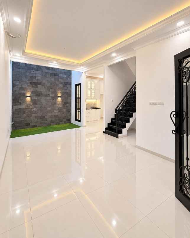 dijual rumah pondok bambu