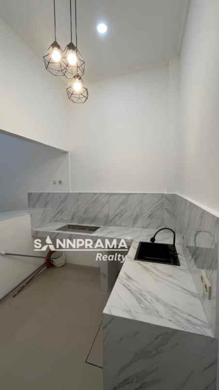 dijual rumah pondok benda