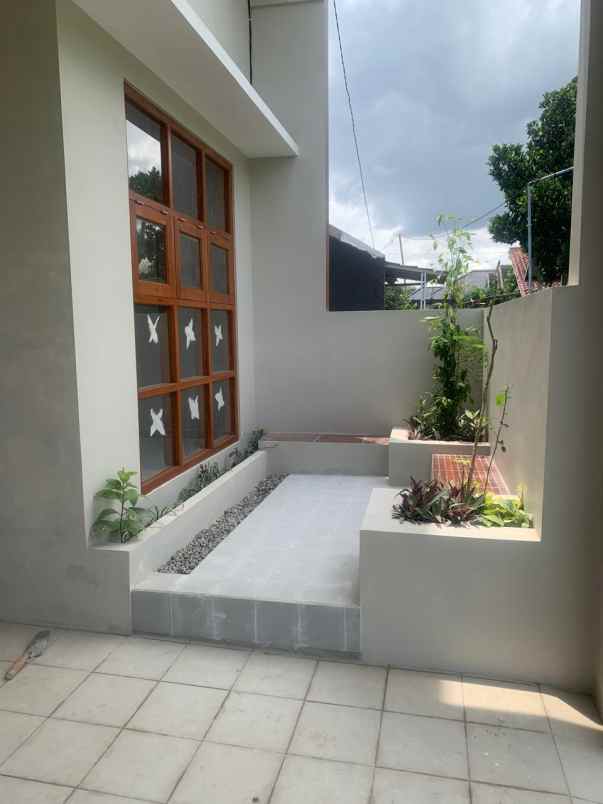 dijual rumah pugeran
