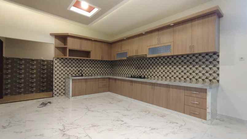 dijual rumah purnama pontianak selatan kota pontianak