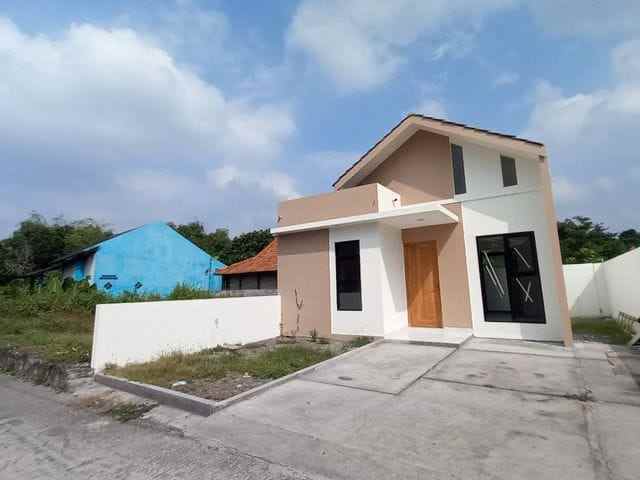 dijual rumah purwomartani