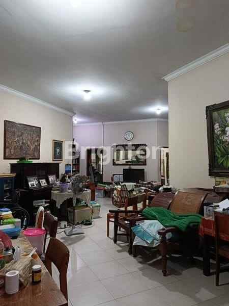 dijual rumah raya merr