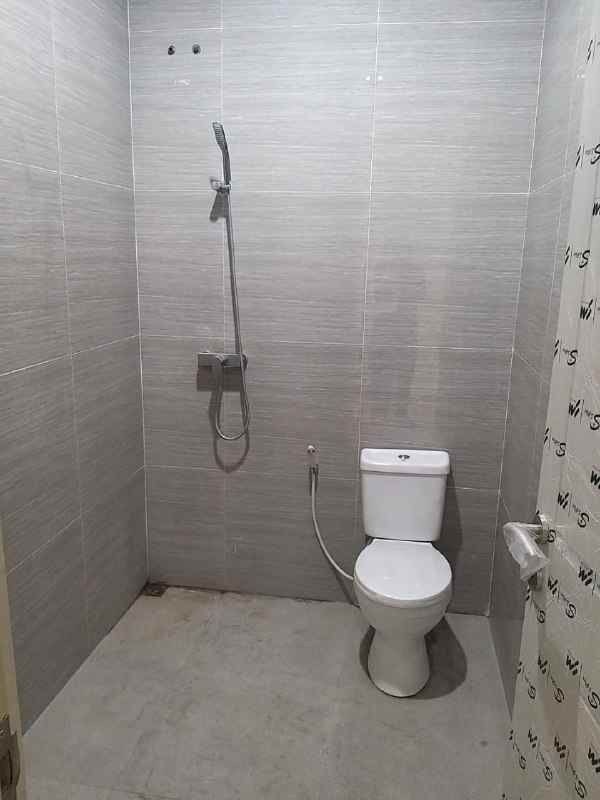 dijual rumah raya ngagel jaya utara