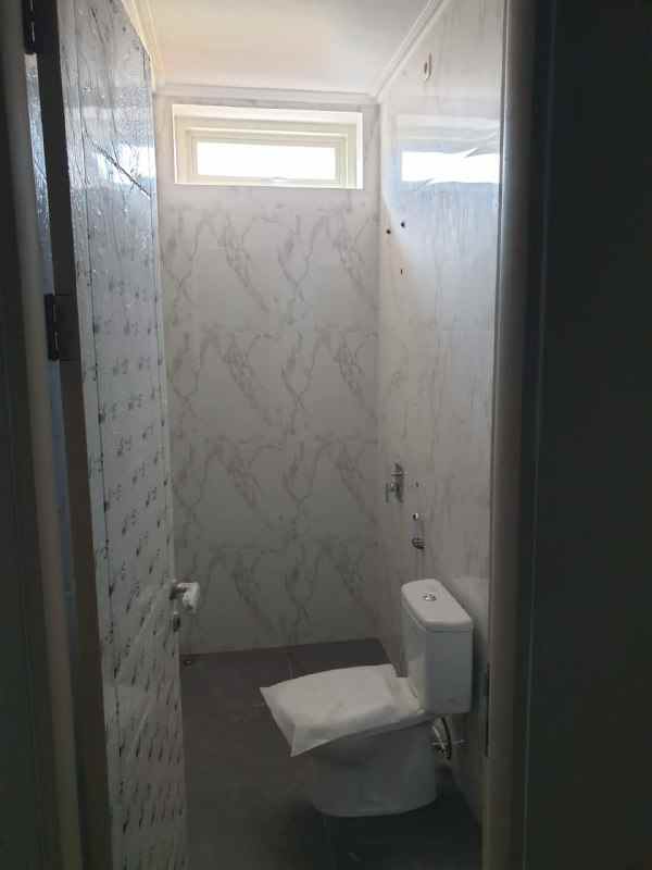 dijual rumah raya ngagel jaya utara