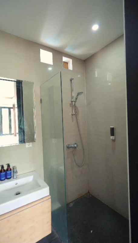 dijual rumah raya sanur