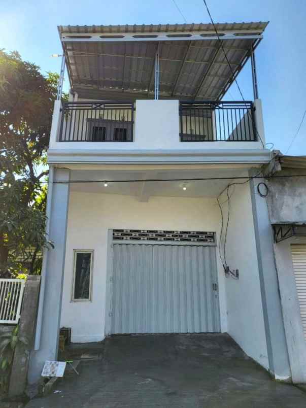 dijual rumah raya tambak medokan ayu