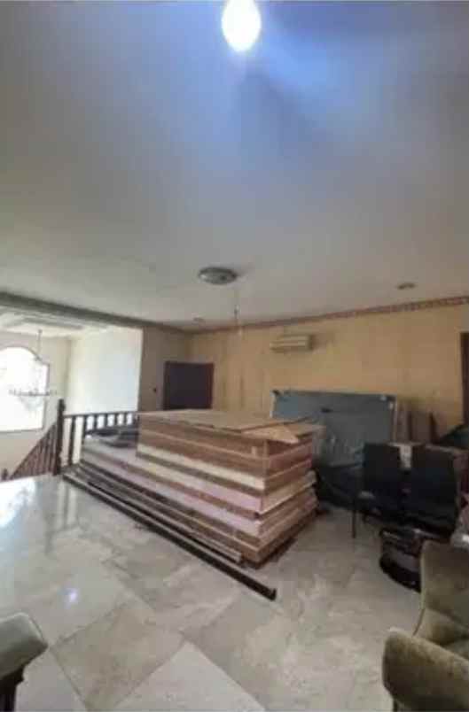 dijual rumah rumah di jl paradise 26