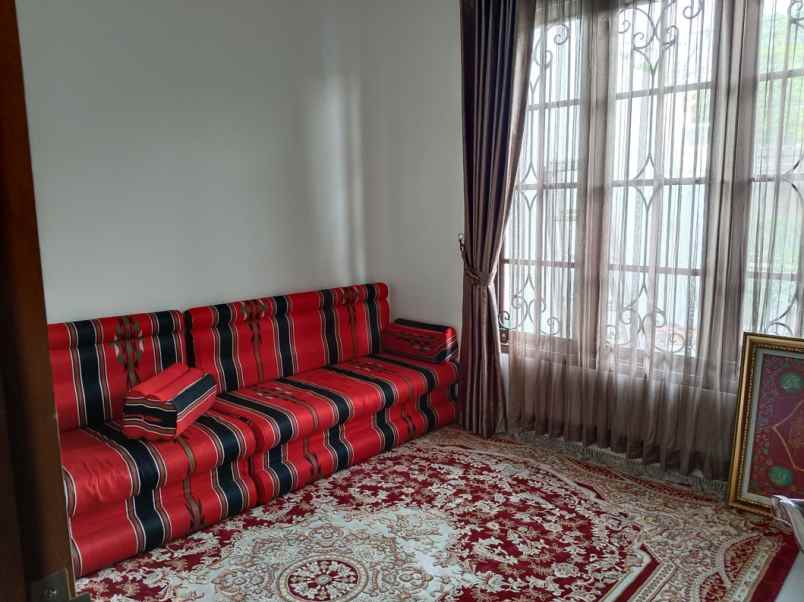 dijual rumah rumah jl bambu apus raya