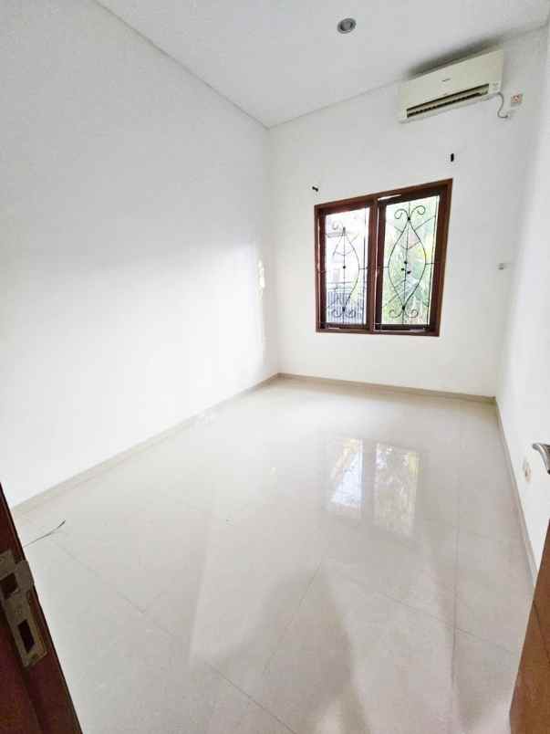 dijual rumah rumah semalang indah masuk