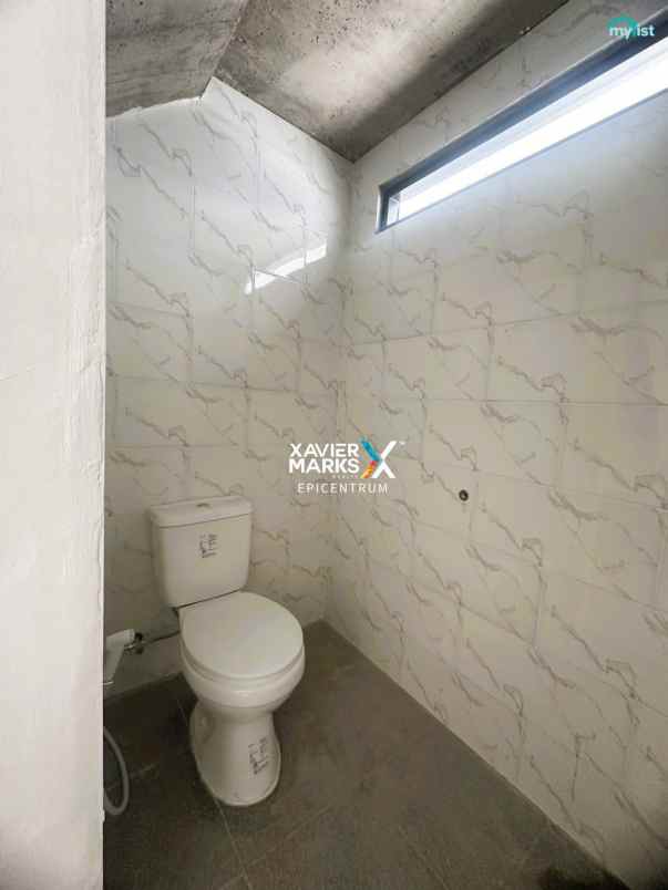 dijual rumah rungkut modern