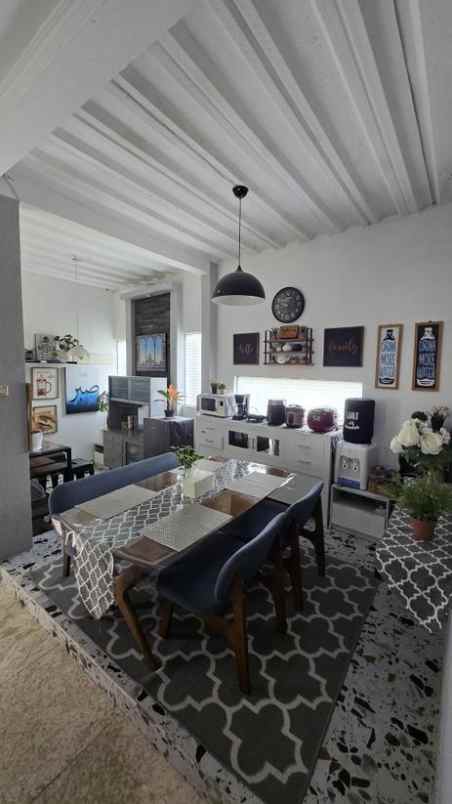 dijual rumah sariwangi gegerkalong bandung