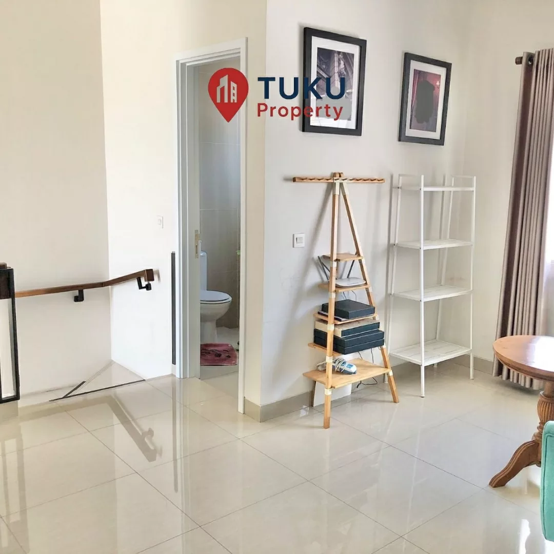 dijual rumah savia bsd bonus kitchen set