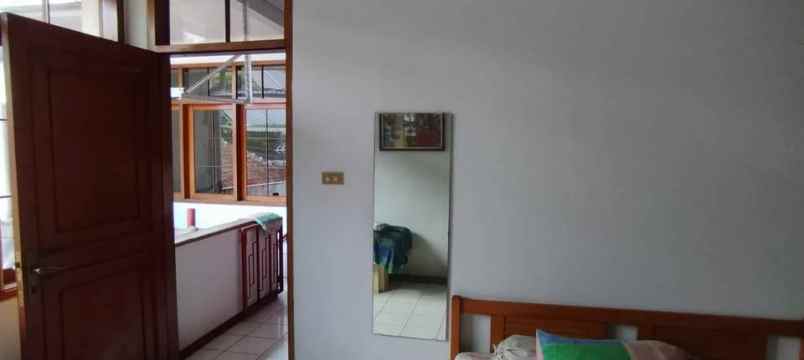 dijual rumah sayap jl pajajaran kota