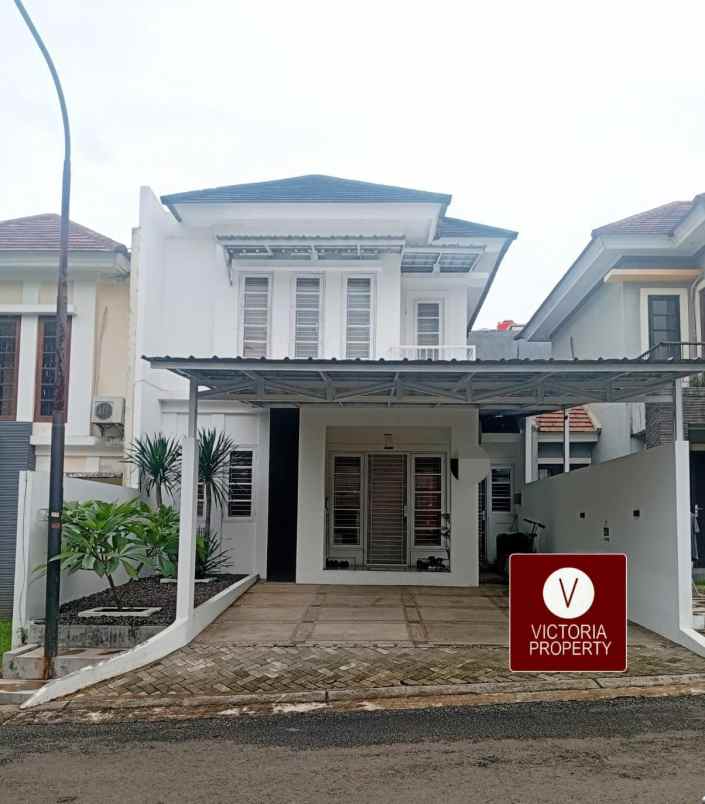 dijual rumah siap huni di legenda wisata cibubur