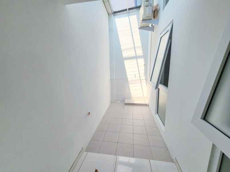 dijual rumah siap huni di semarang indah