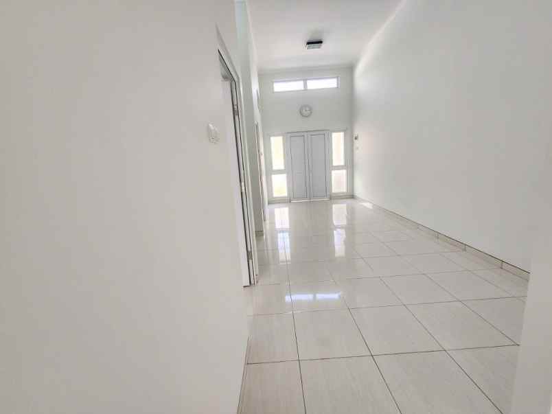 dijual rumah siap huni di semarang indah