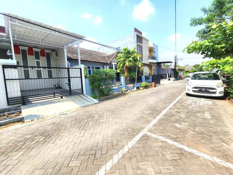 dijual rumah siap huni di semarang indah
